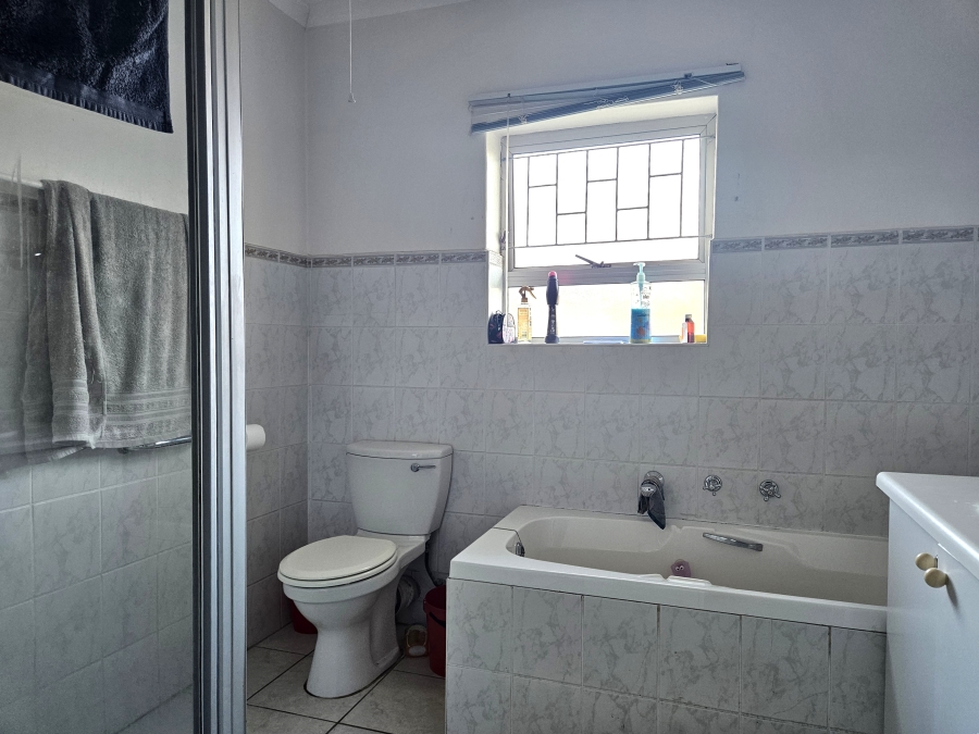 9 Bedroom Property for Sale in Ferreira Town Eastern Cape